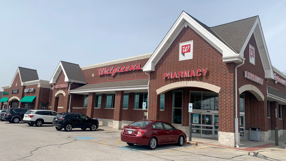 Walgreens Plaza